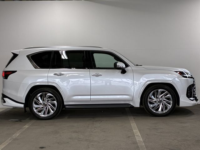 TOYOTA LEXUS LX600 2024 Image 31