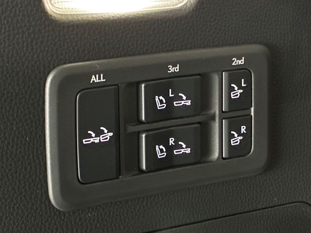 TOYOTA LEXUS LX600 2024 Image 31