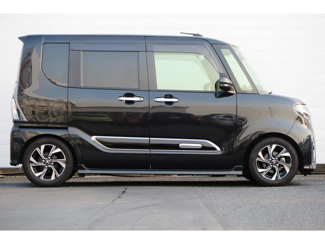 DAIHATSU TANTO CUSTOM 2021 Image 31