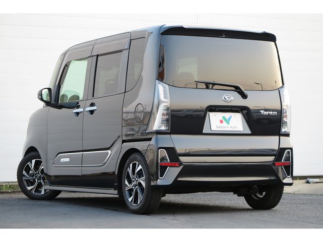 DAIHATSU TANTO CUSTOM 2021 Image 31