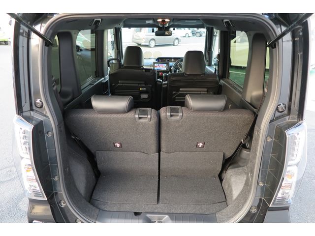 DAIHATSU TANTO CUSTOM 2021 Image 31