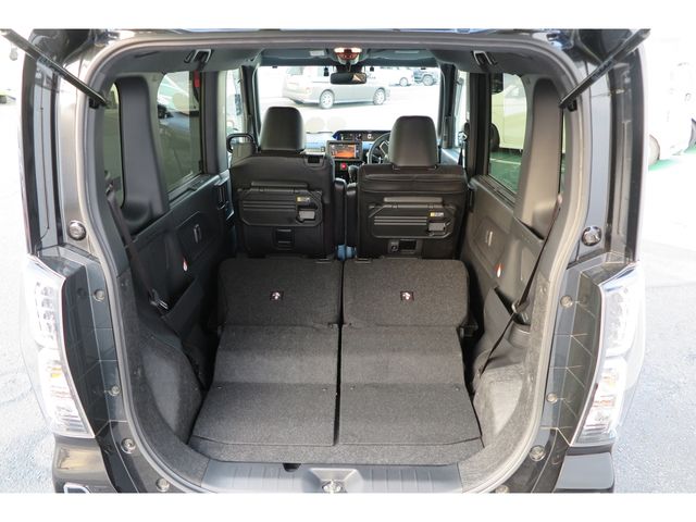 DAIHATSU TANTO CUSTOM 2021 Image 31