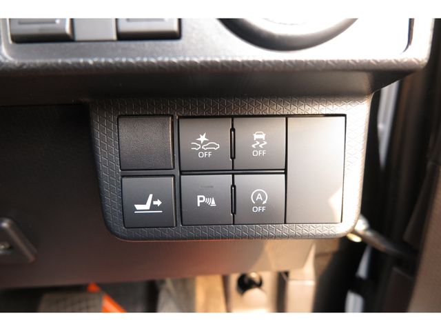 DAIHATSU TANTO CUSTOM 2021 Image 31