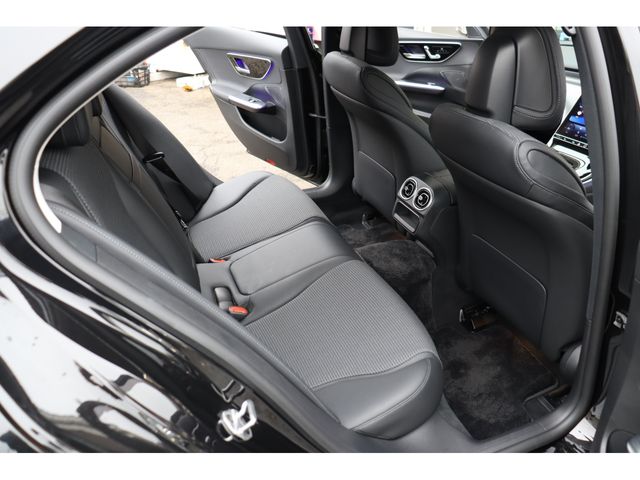 MERCEDES BENZ C CLAS 2022 Image 31