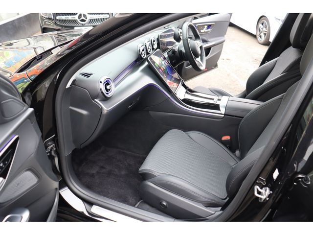 MERCEDES BENZ C CLAS 2022 Image 31