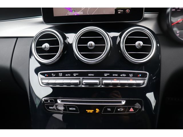 MERCEDES BENZ C CLAS 2018 Image 31