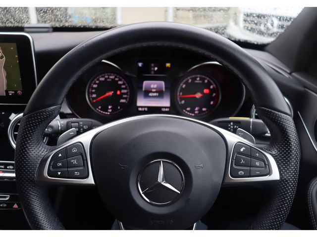 MERCEDES BENZ C CLAS 2018 Image 31