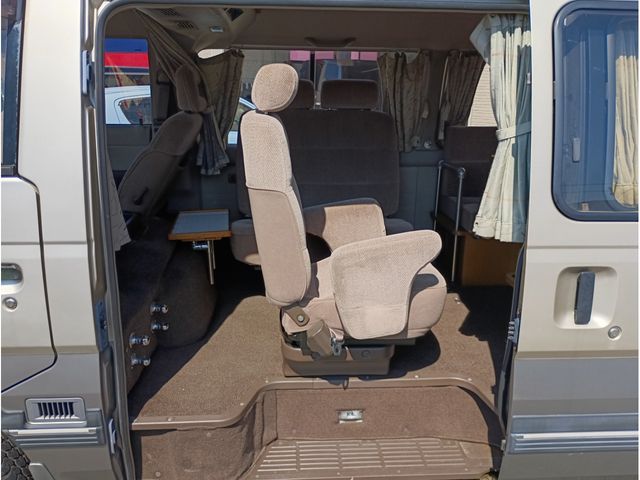 NISSAN CARAVAN VAN 4WD 1991 Image 31