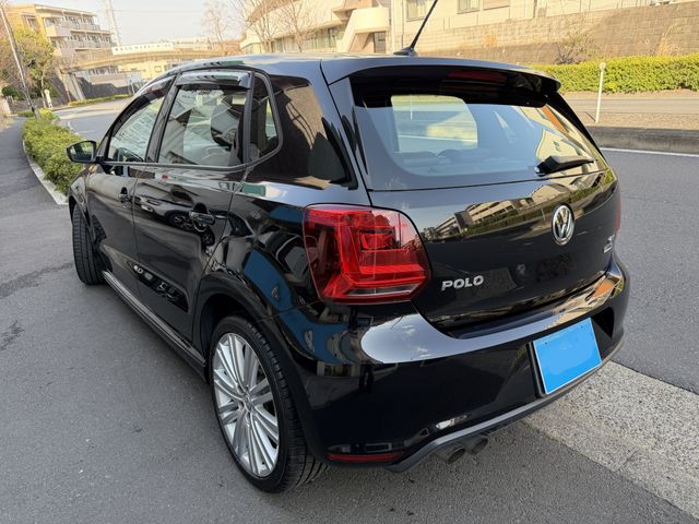 VOLKSWAGEN POLO 2017 Image 31