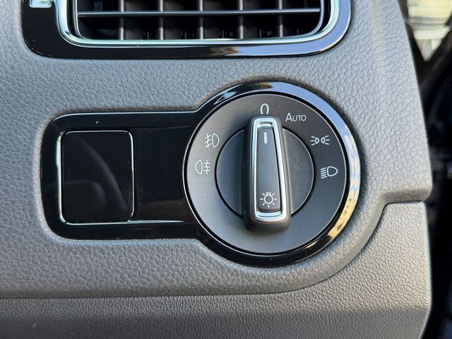 VOLKSWAGEN POLO 2017 Image 31