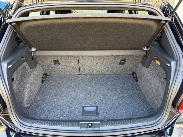 VOLKSWAGEN POLO 2017 Image 31