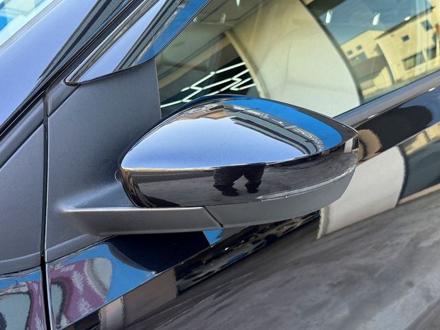 VOLKSWAGEN POLO 2017 Image 31