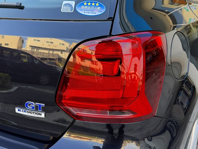 VOLKSWAGEN POLO 2017 Image 31