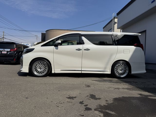 TOYOTA ALPHARD 4WD 2021 Image 31