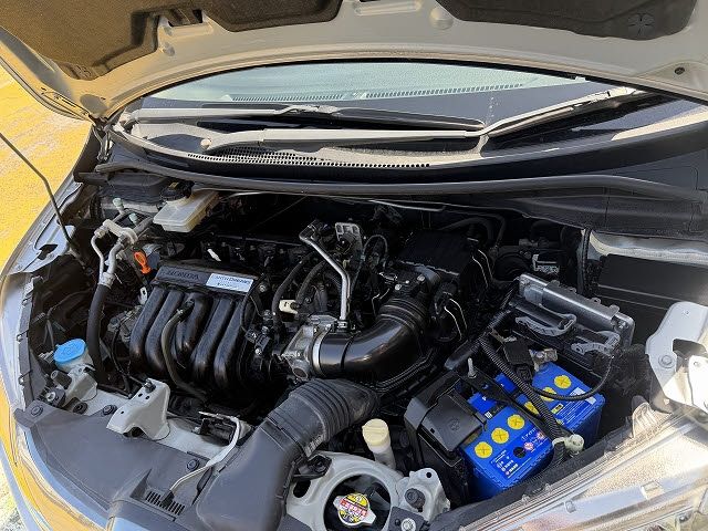 HONDA FIT HYBRID 2014 Image 31