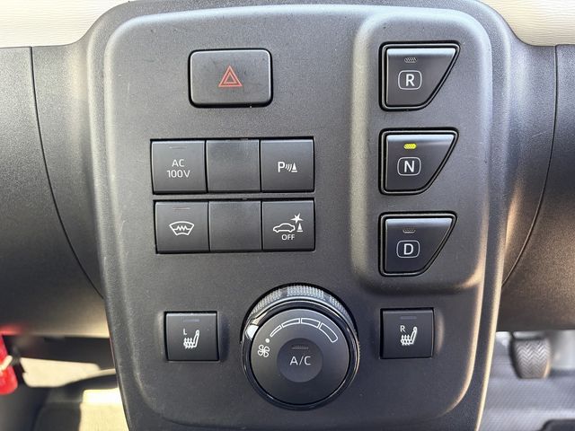 TOYOTA C+POD 2022 Image 31