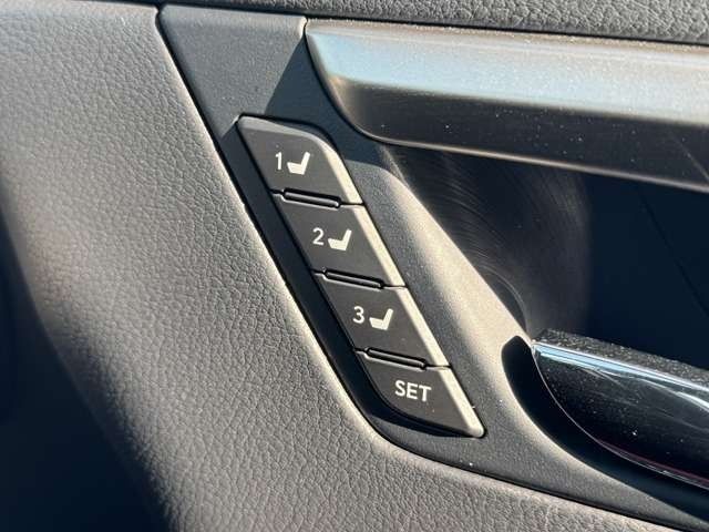 TOYOTA LEXUS RX450H 2WD 2021 Image 31