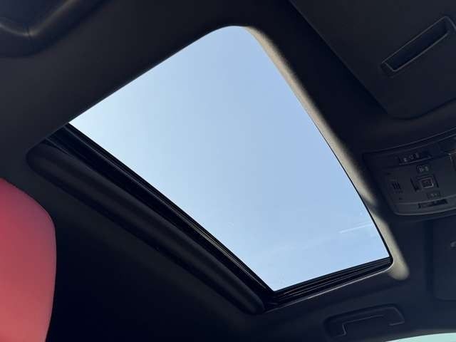 TOYOTA LEXUS RX450H 2WD 2021 Image 31