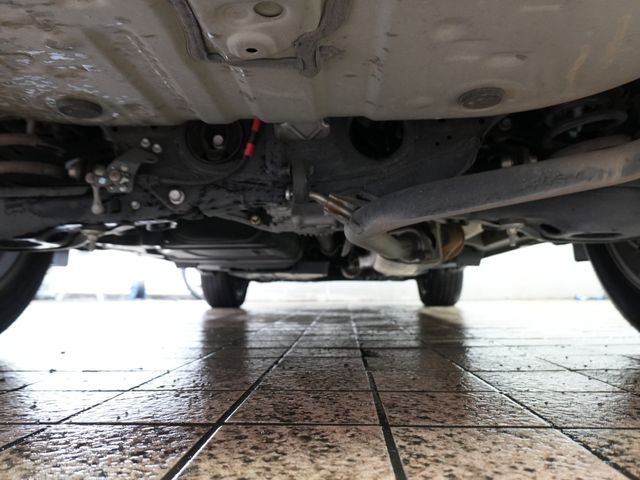 TOYOTA HARRIER 4WD 2019 Image 31