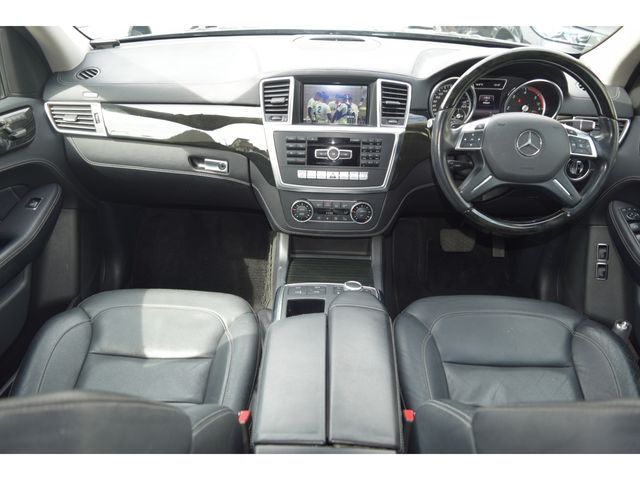 MERCEDES BENZ GL CLA 2016 Image 31