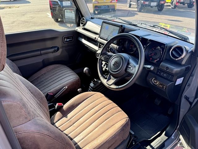 SUZUKI JIMNY 4WD 2023 Image 31