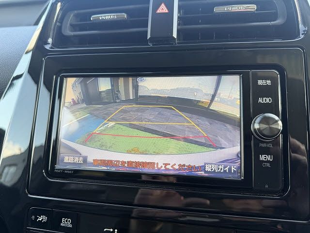 TOYOTA PRIUS 2017 Image 31