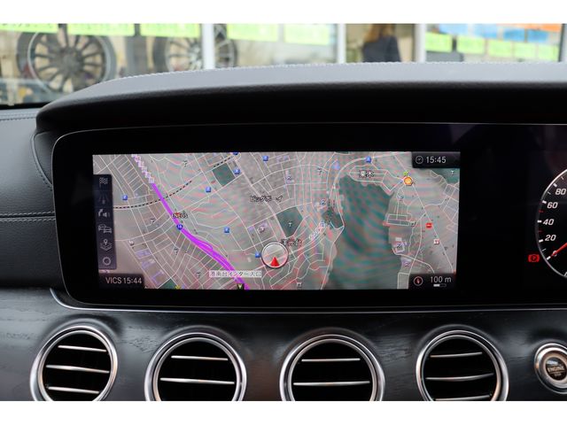 MERCEDES BENZ E CLAS 2018 Image 31