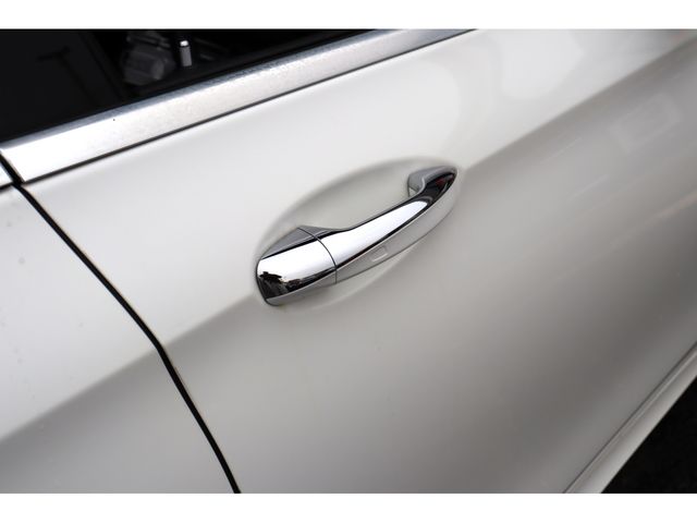 MERCEDES BENZ E CLAS 2018 Image 31