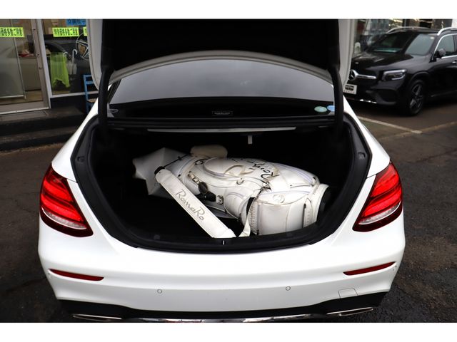 MERCEDES BENZ E CLAS 2018 Image 31