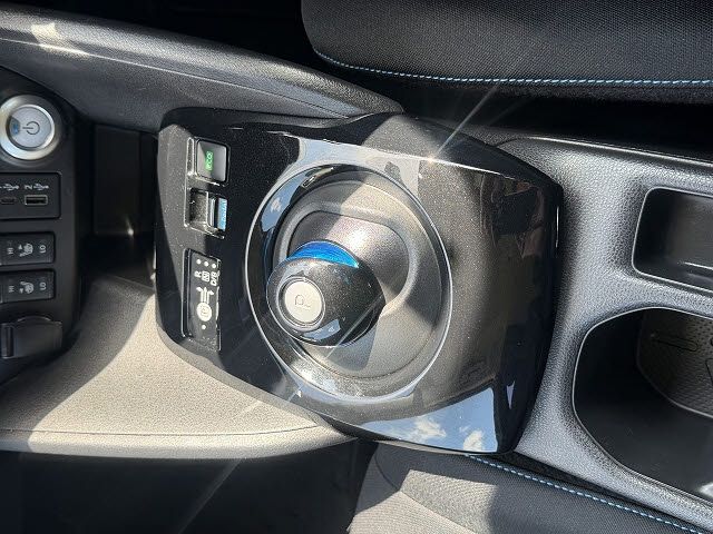 NISSAN LEAF 2021 Image 31