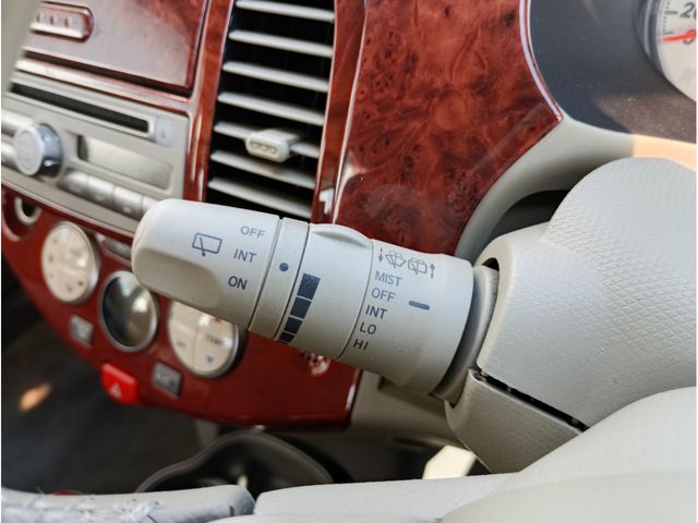 MITSUOKA VIEWT 2008 Image 31