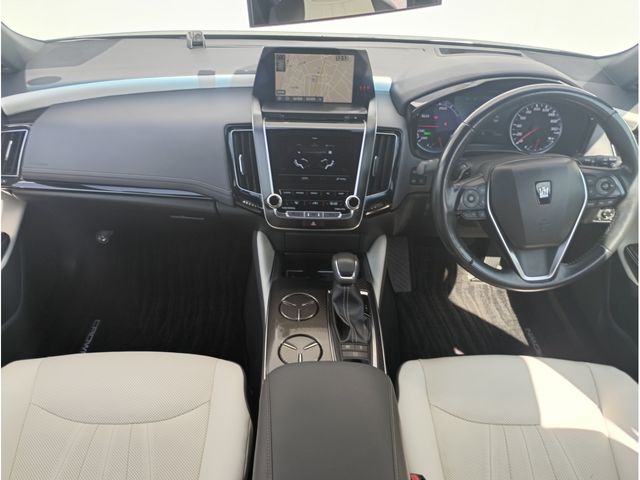 TOYOTA CROWN SEDAN HYBRID 2020 Image 31