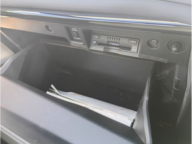 TOYOTA CROWN SEDAN HYBRID 2020 Image 31