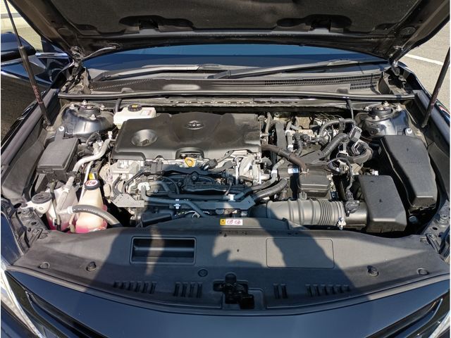 TOYOTA CAMRY HYBRID 2018 Image 31