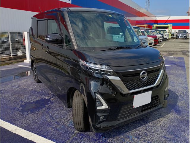 NISSAN ROOX 2023 Image 31