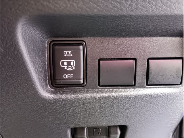 NISSAN ROOX 2023 Image 31