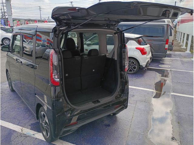 NISSAN ROOX 2023 Image 31