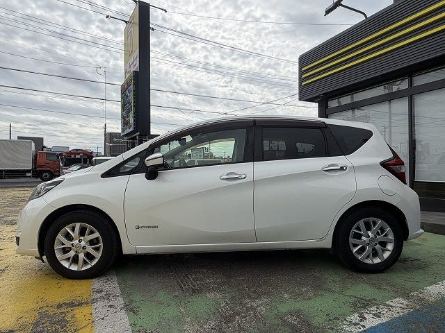 NISSAN NOTE 2017 Image 31