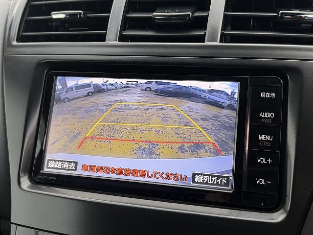 TOYOTA PRIUS ALPHA 2014 Image 31