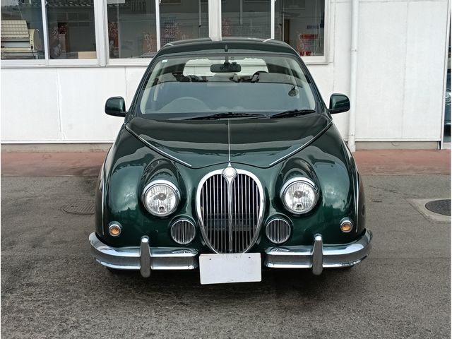 MITSUOKA VIEWT 2011 Image 31