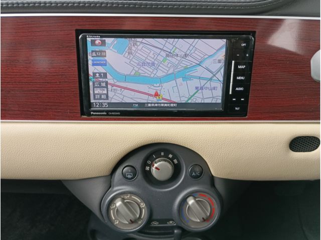 MITSUOKA VIEWT 2011 Image 31