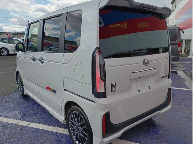 HONDA N BOX CUSTOM 2024 Image 31