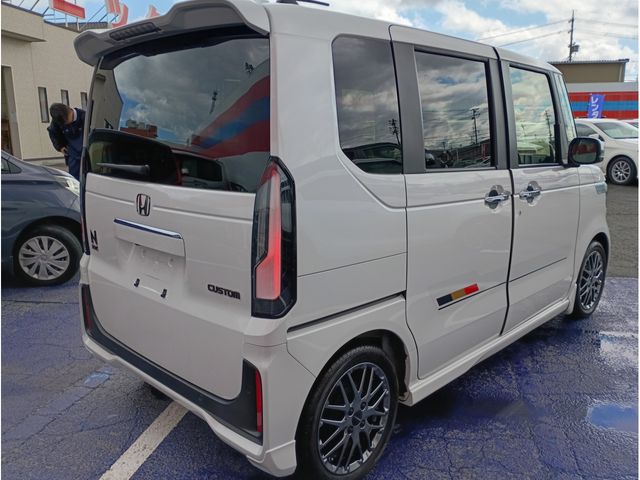 HONDA N BOX CUSTOM 2024 Image 31