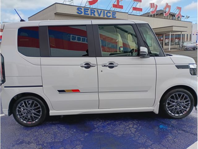 HONDA N BOX CUSTOM 2024 Image 31