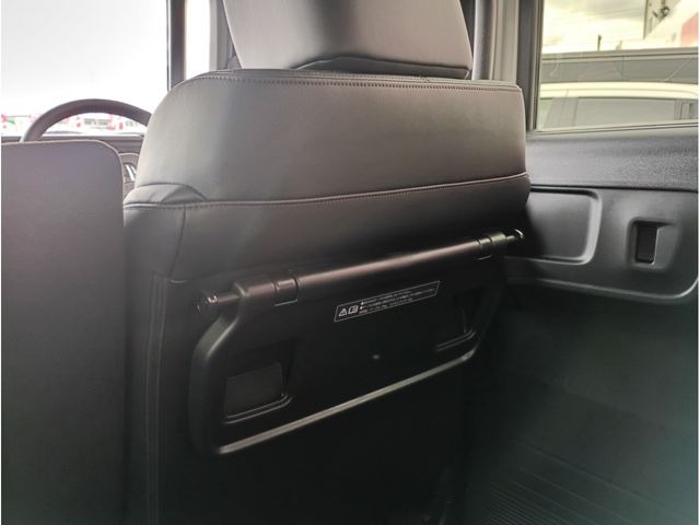 HONDA N BOX CUSTOM 2024 Image 31