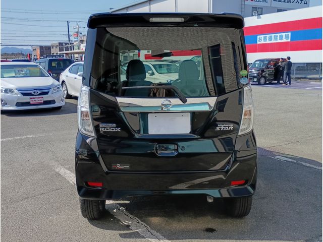 NISSAN DAYZ ROOX 2018 Image 31