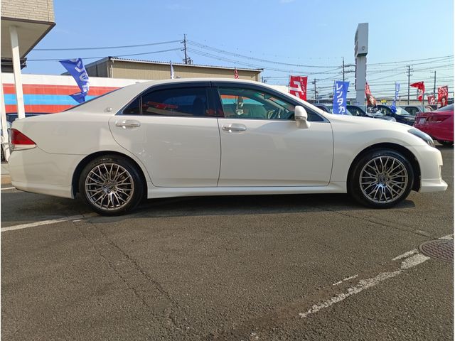 TOYOTA CROWN SEDAN 2013 Image 31