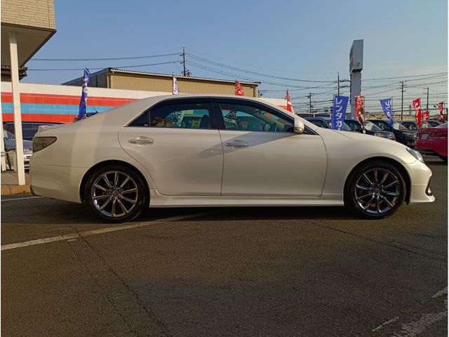TOYOTA MARK X 2017 Image 31