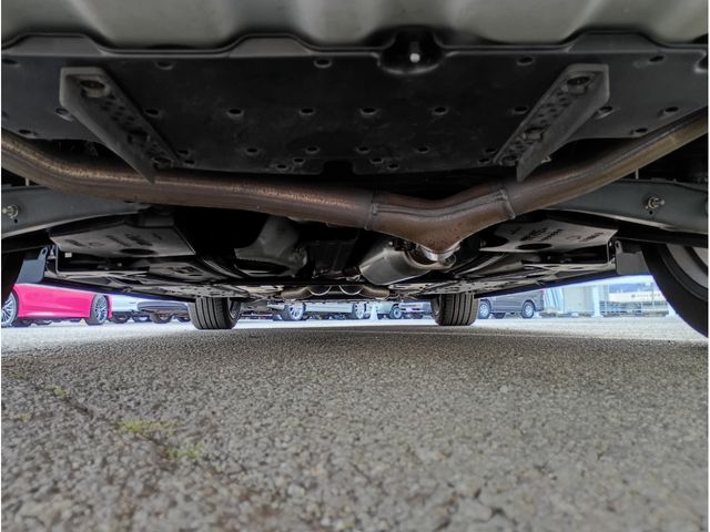 TOYOTA MARK X 2017 Image 31