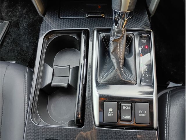 TOYOTA MARK X 2017 Image 31